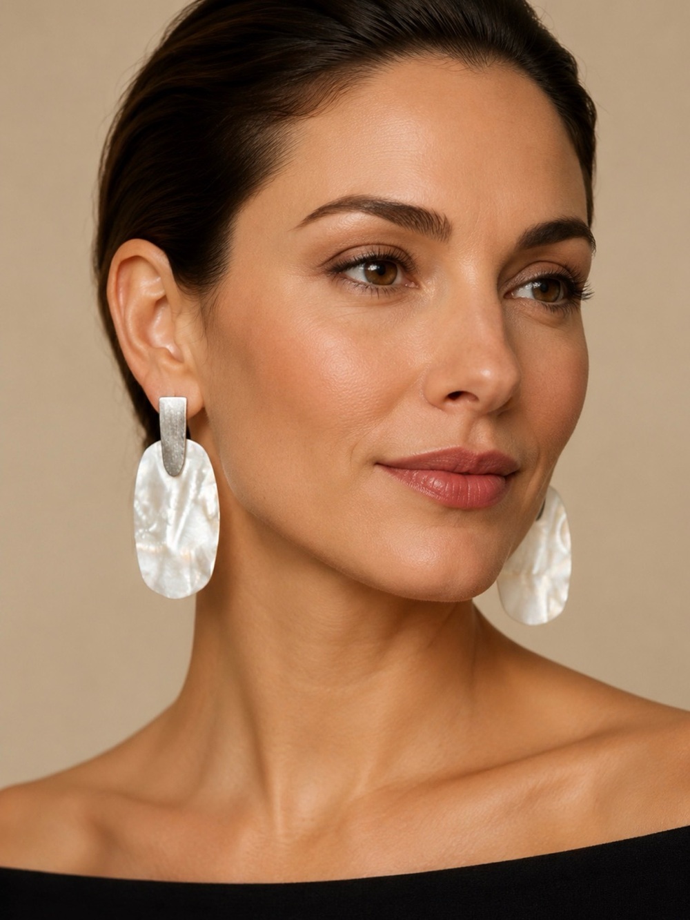 Kendra Scott Silver and White Mother-of-Pearl Drop Earrings